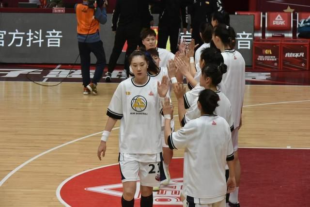 与美女们的合租