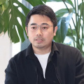 他的巨物轻轻滑进我的身体