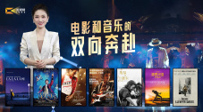 爱可菲泳装